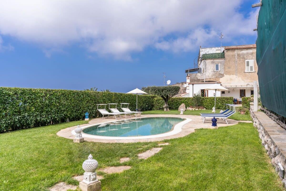 Villa Mimosa Rustic Elegance Views & Pool 마사루브렌세 외부 사진